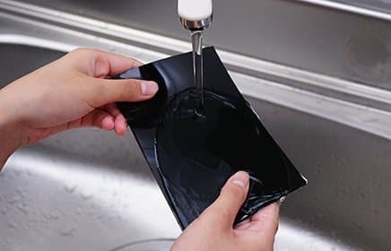 水洗いで粘着力が戻る